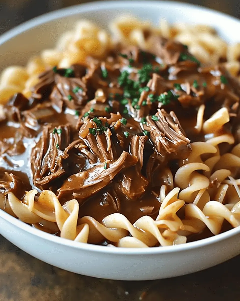 Slow Cooker Beef Noodles: Easy Comfort Food for Busy Nights
