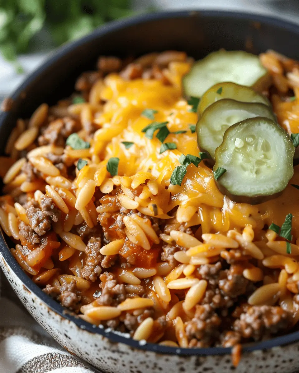 One-Pot Cheeseburger Orzo Skillet: Easy Comfort Food Delight